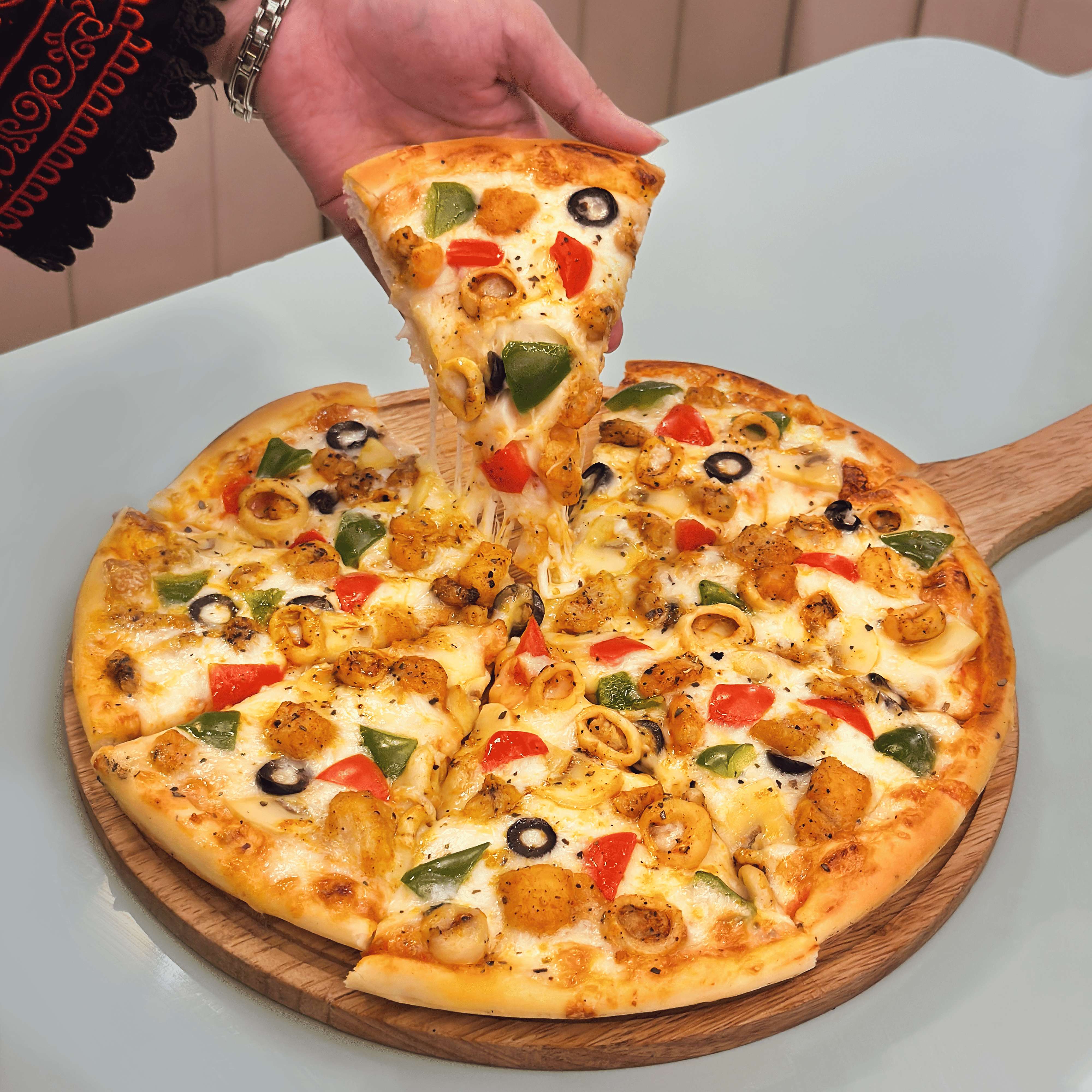 Sea Food Pizza - Zii Zii Island Menu Sea Food Pizza